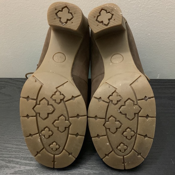 Timberland Heeled Boots - Picture 6 of 8
